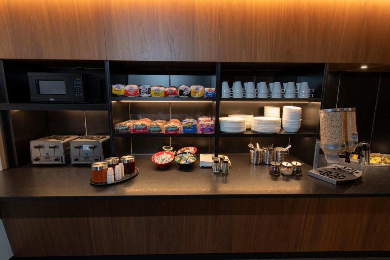 Grand Times - Aeroport De 4*