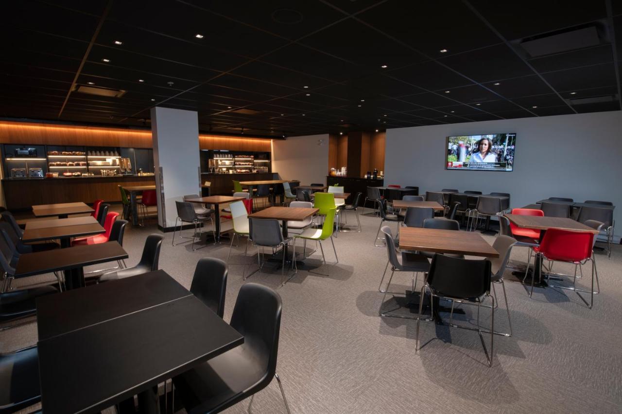 Grand Times - Aeroport De