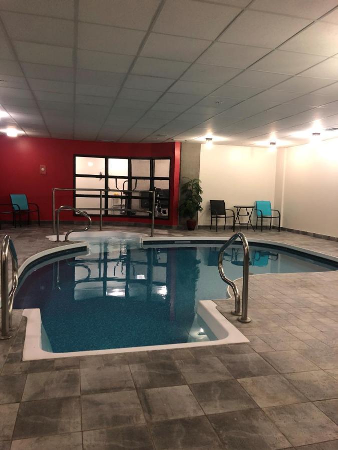 Grand Times - Aeroport De 4*